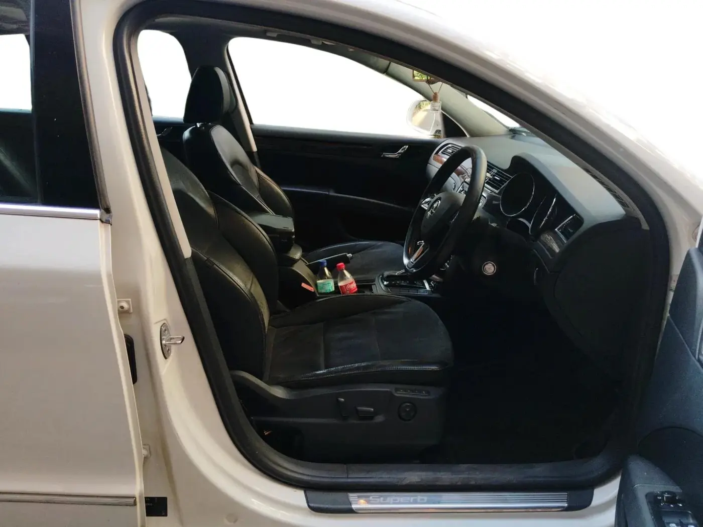 2015 Skoda Superb ELEGANCE 2.0 TDI CR AT, Diesel, Automatic, 97,826 km, interior