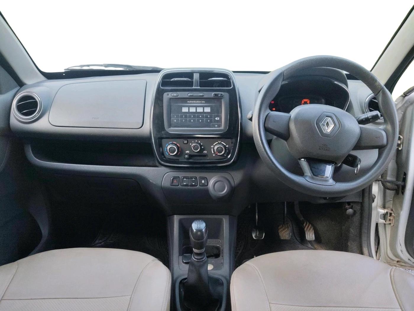 2016 Renault Kwid RXT 0.8 (O), Petrol, Manual, 85,013 km, interior