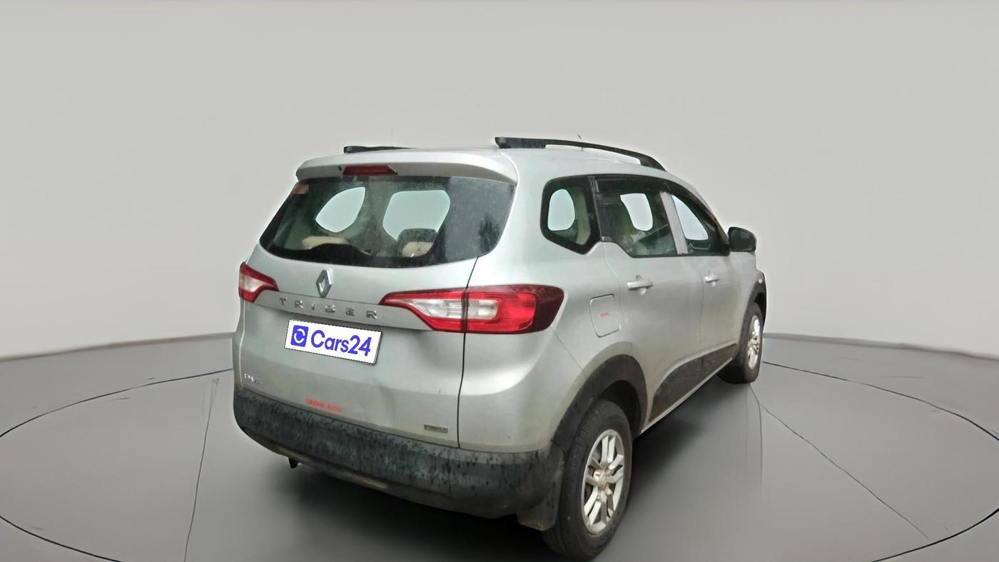 2019 Renault TRIBER RXL MT, Petrol, Manual, 66,193 km, exterior