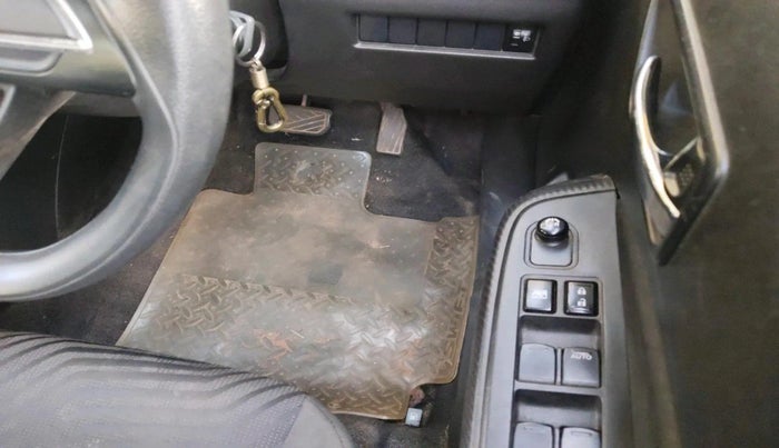 2020 Maruti Swift VXI AMT, Petrol, Automatic, 57,861 km, interior