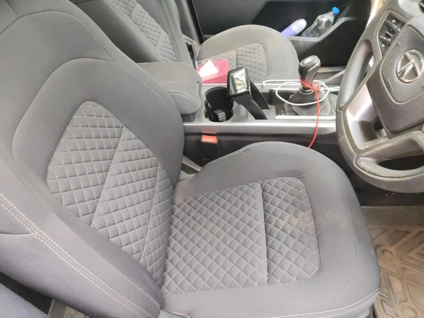 2022 Tata Harrier XT 2.0L KRYOTEC, Diesel, Manual, 37,217 km, interior