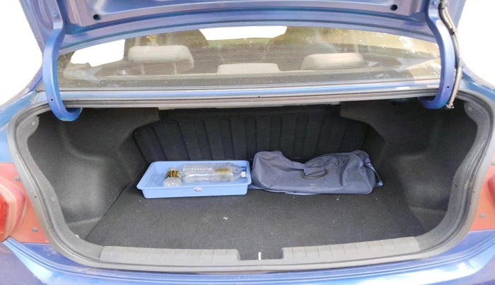 2015 Hyundai Xcent SX 1.2 (O), Petrol, Manual, 1,93,082 km, exterior