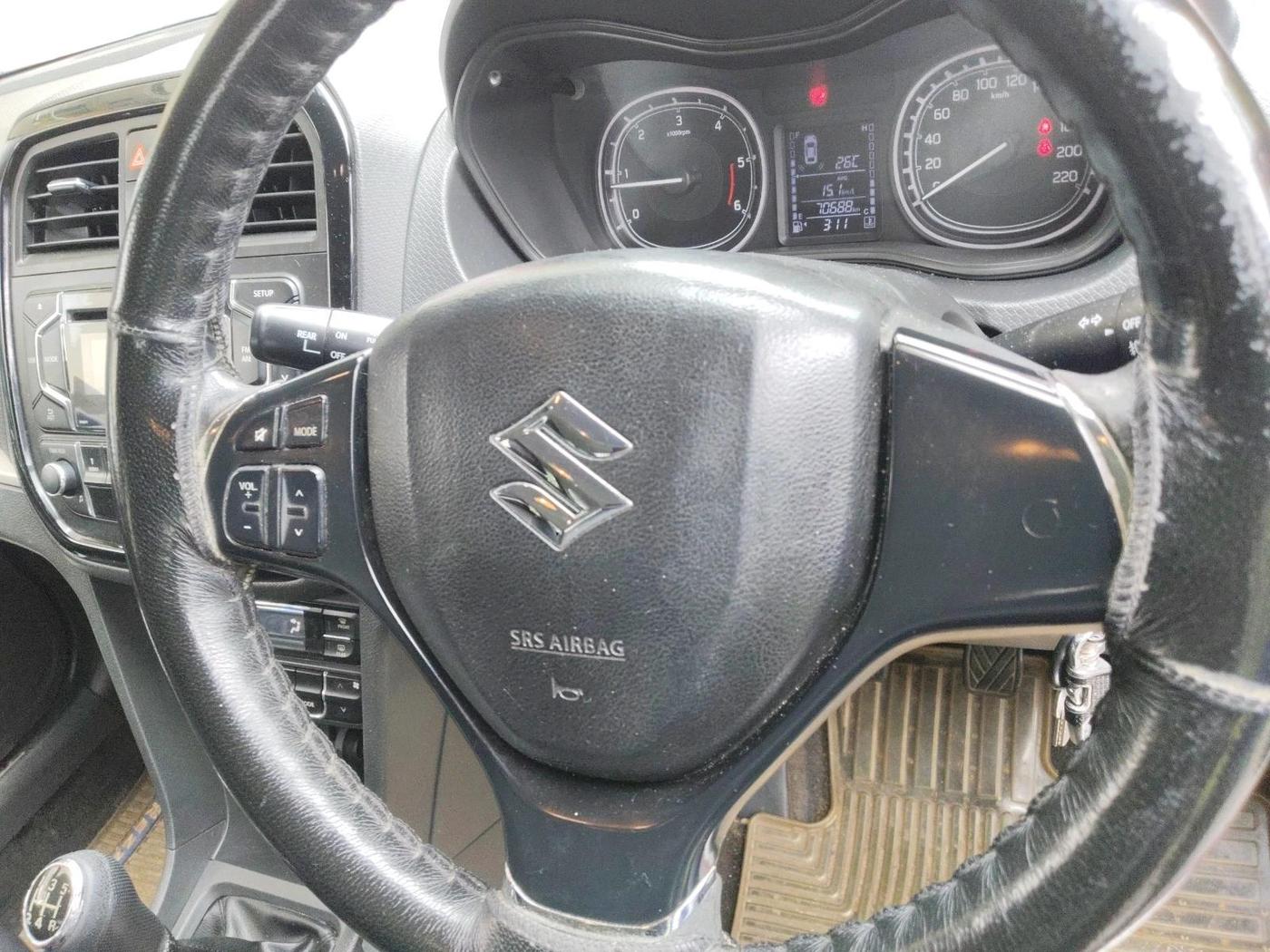 2017 Maruti Vitara Brezza ZDI, Diesel, Manual, 70,688 km, interior