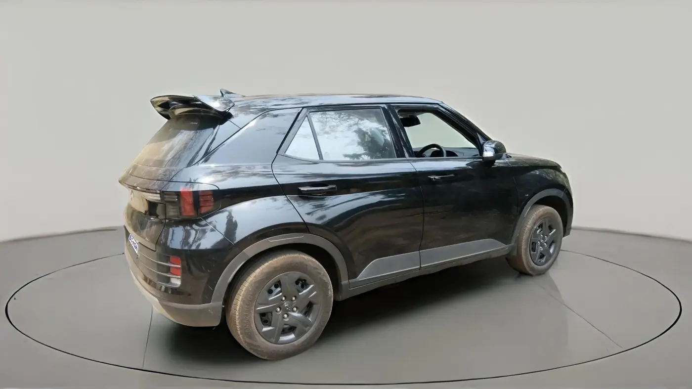 2023 Hyundai VENUE SX 1.2 PETROL, CNG, Manual, 70,910 km, exterior