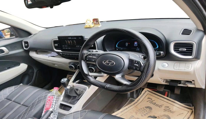 2023 Hyundai VENUE SX 1.2 PETROL, CNG, Manual, 70,910 km, interior