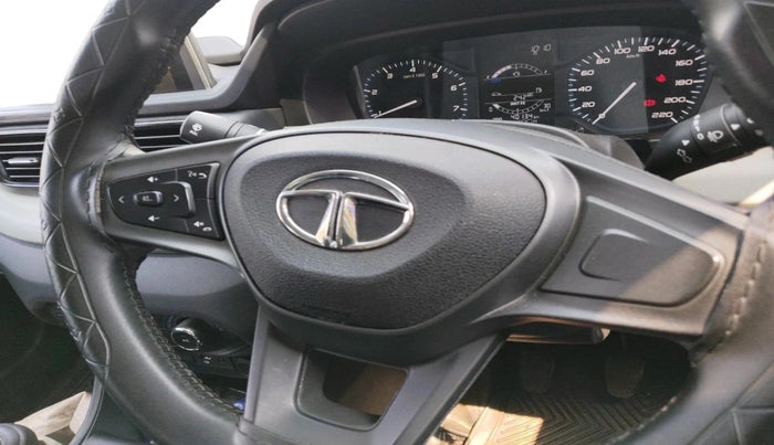 2022 Tata PUNCH ADVENTURE MT, Petrol, Manual, 40,134 km, interior