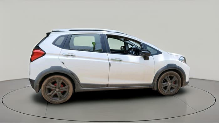 2017 Honda WR-V 1.5L I-DTEC VX MT, Diesel, Manual, 1,45,990 km, exterior