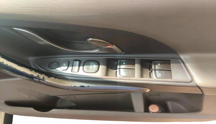 2012 Mahindra XUV500 W6, Diesel, Manual, 93,257 km, interior