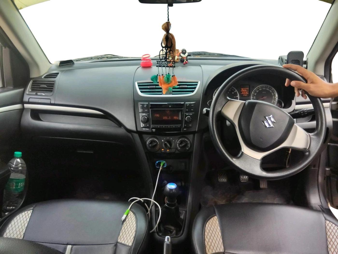 2015 Maruti Swift VXI, Petrol, Manual, 81,510 km, interior
