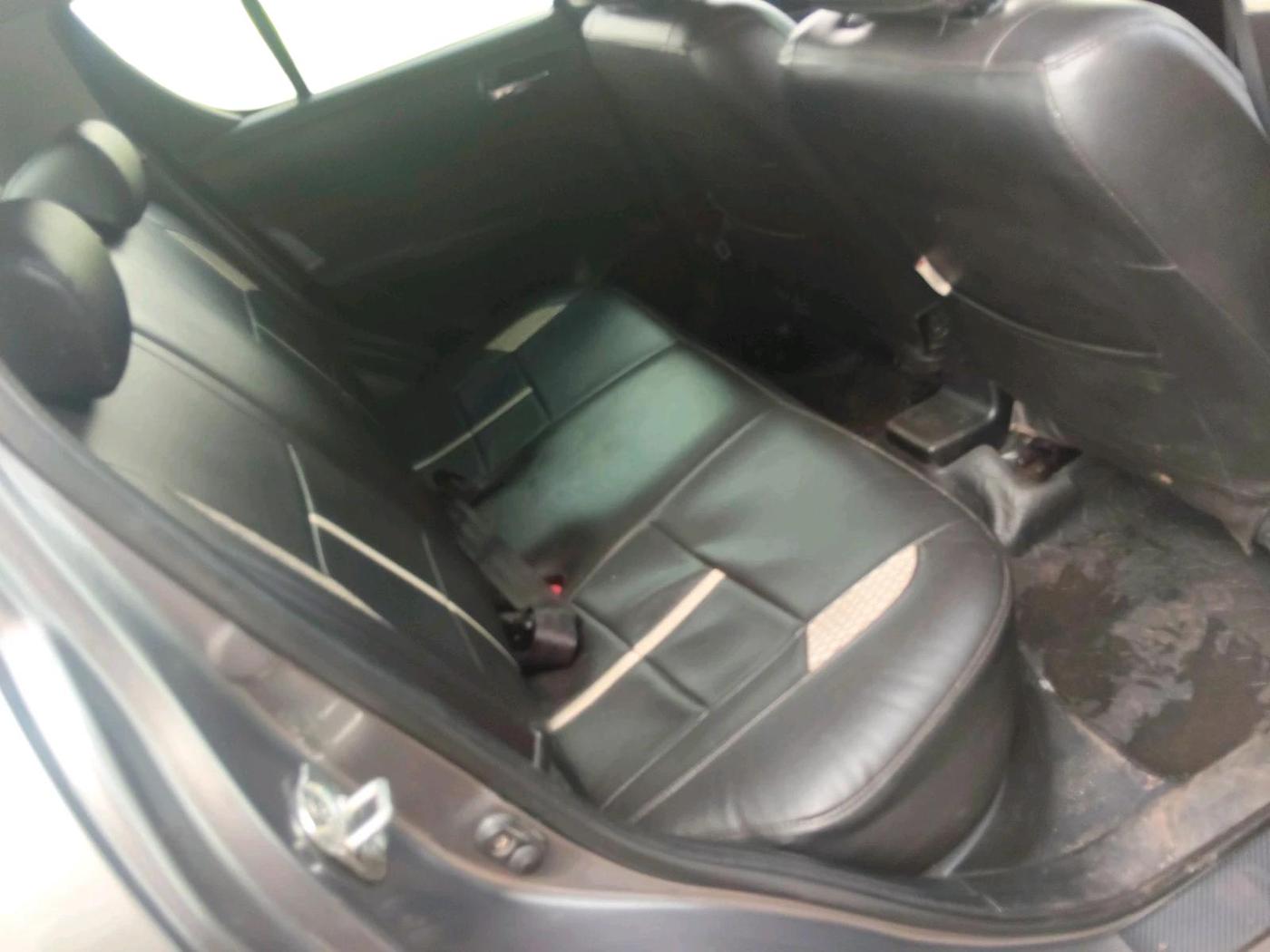 2015 Maruti Swift VXI, Petrol, Manual, 81,510 km, interior