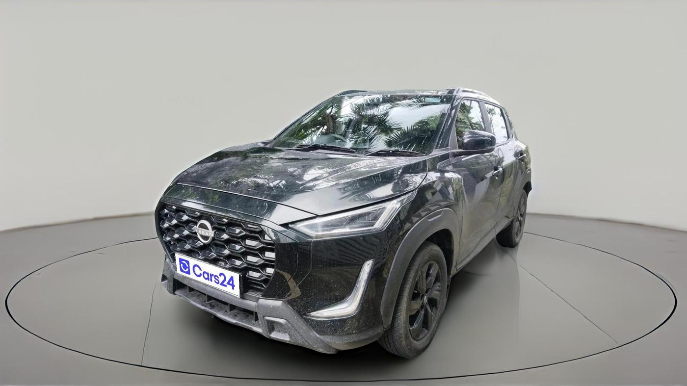 2026 Nissan MAGNITE Kuro Edition EZ-SHIFT, Petrol, Automatic, 4,080 km, exterior