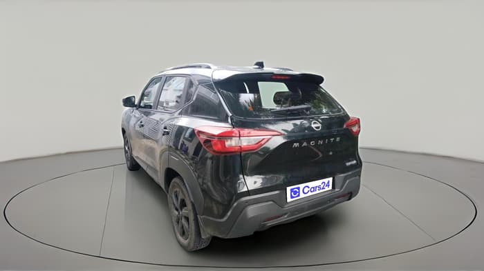2026 Nissan MAGNITE Kuro Edition EZ-SHIFT, Petrol, Automatic, 4,080 km, exterior