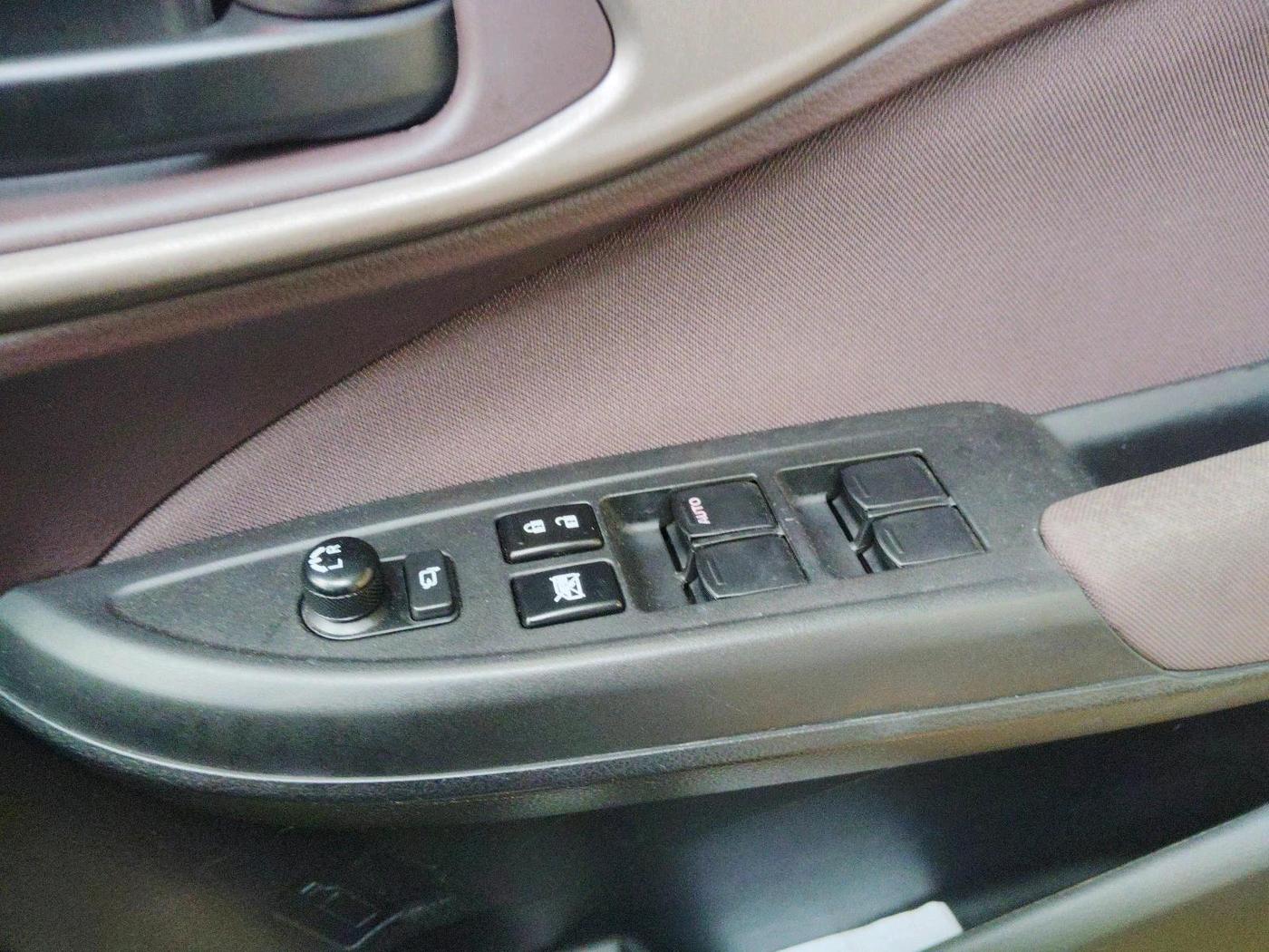 2025 Toyota Urban Cruiser Taisor S Plus 1.2 Petrol AMT, Petrol, Automatic, 16,162 km, interior