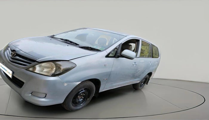 2010 Toyota Innova 2.5 G4 8 STR, Diesel, Manual, 4,38,780 km, exterior