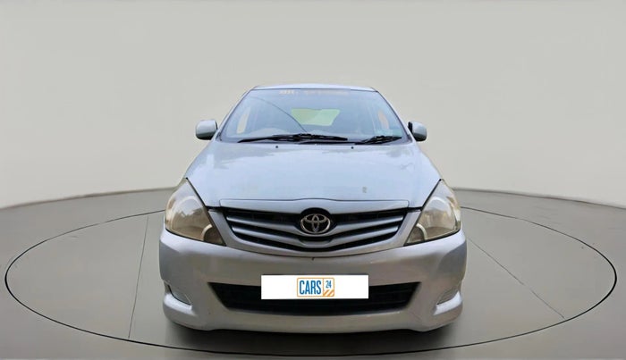 2010 Toyota Innova 2.5 G4 8 STR, Diesel, Manual, 4,38,780 km, exterior