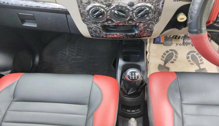 2015 Maruti Wagon R 1.0 LXI, Petrol, Manual, 48,117 km, interior