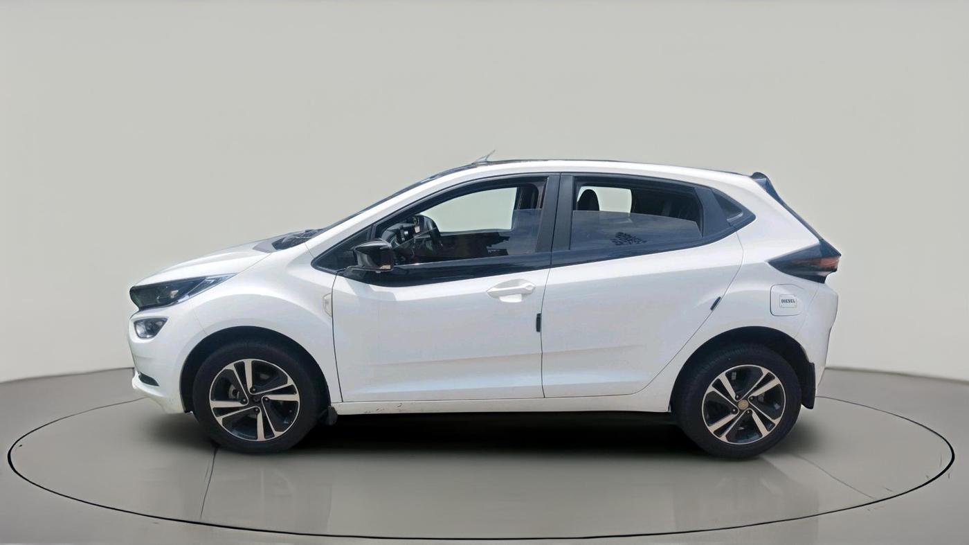 2023 Tata ALTROZ XZ DIESEL, Diesel, Manual, 40,957 km, exterior