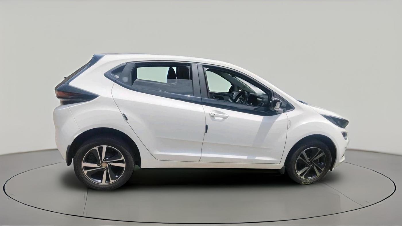 2023 Tata ALTROZ XZ DIESEL, Diesel, Manual, 40,957 km, exterior