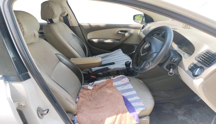 2012 Skoda Rapid ELEGANCE 1.6 TDI CR MT, Diesel, Manual, 1,16,644 km, interior