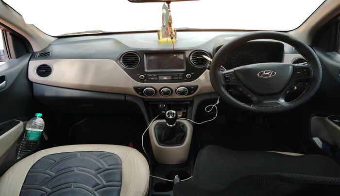 2017 Hyundai Xcent SX 1.2, Petrol, Manual, 52,406 km, interior