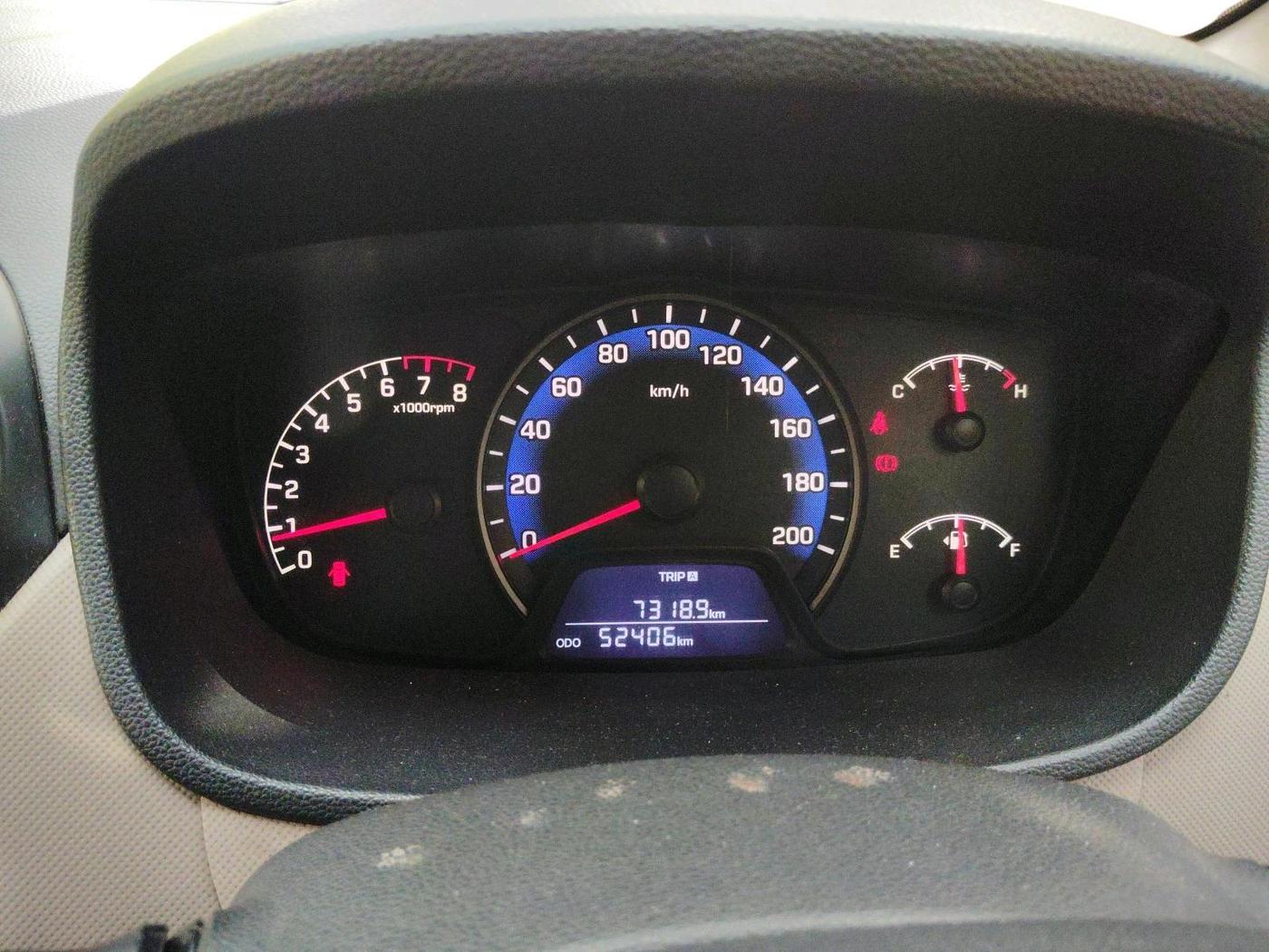 2017 Hyundai Xcent SX 1.2, Petrol, Manual, 52,406 km, interior