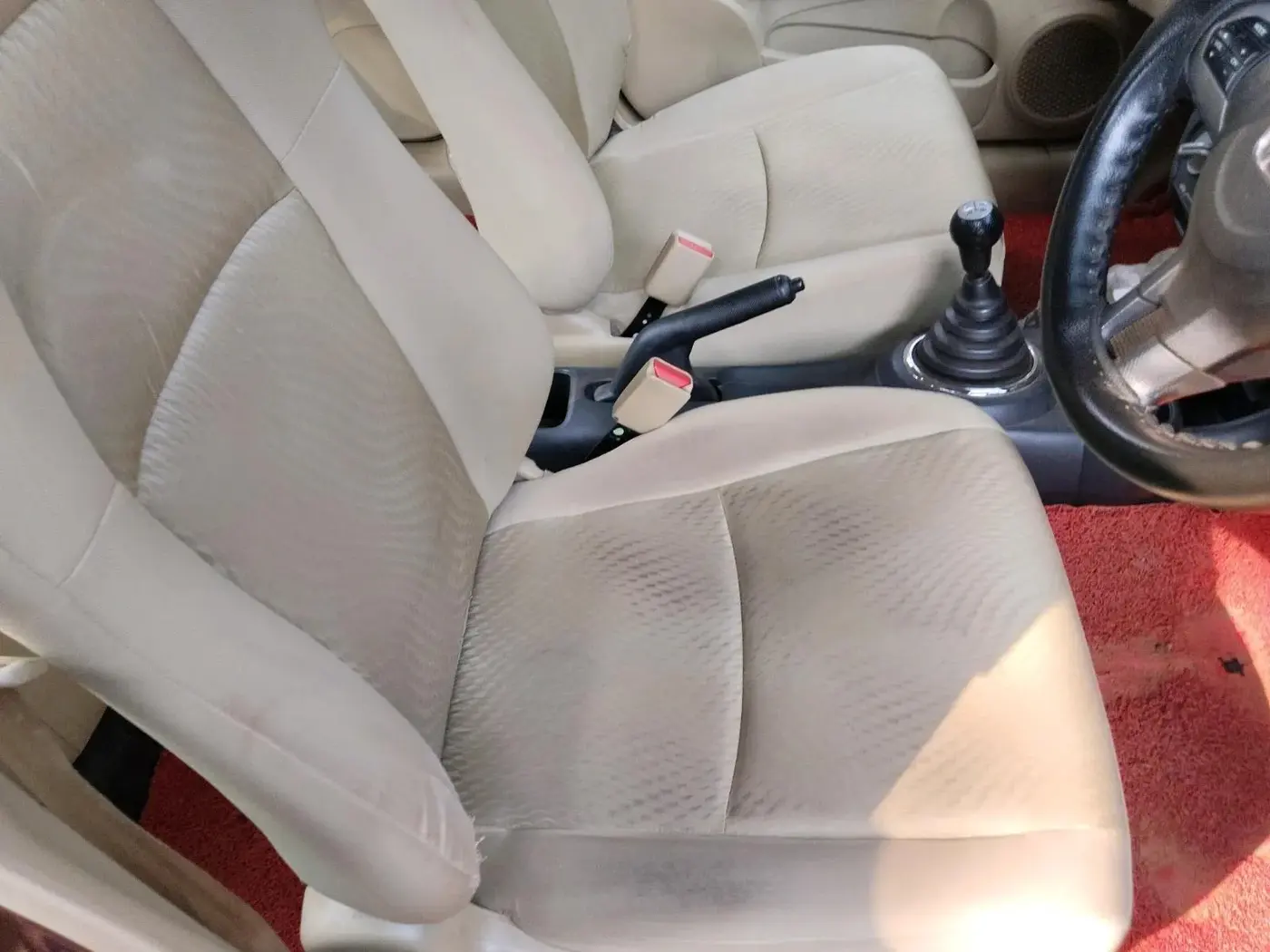 2015 Honda Amaze 1.5L I-DTEC S, Diesel, Manual, 1,13,299 km, interior
