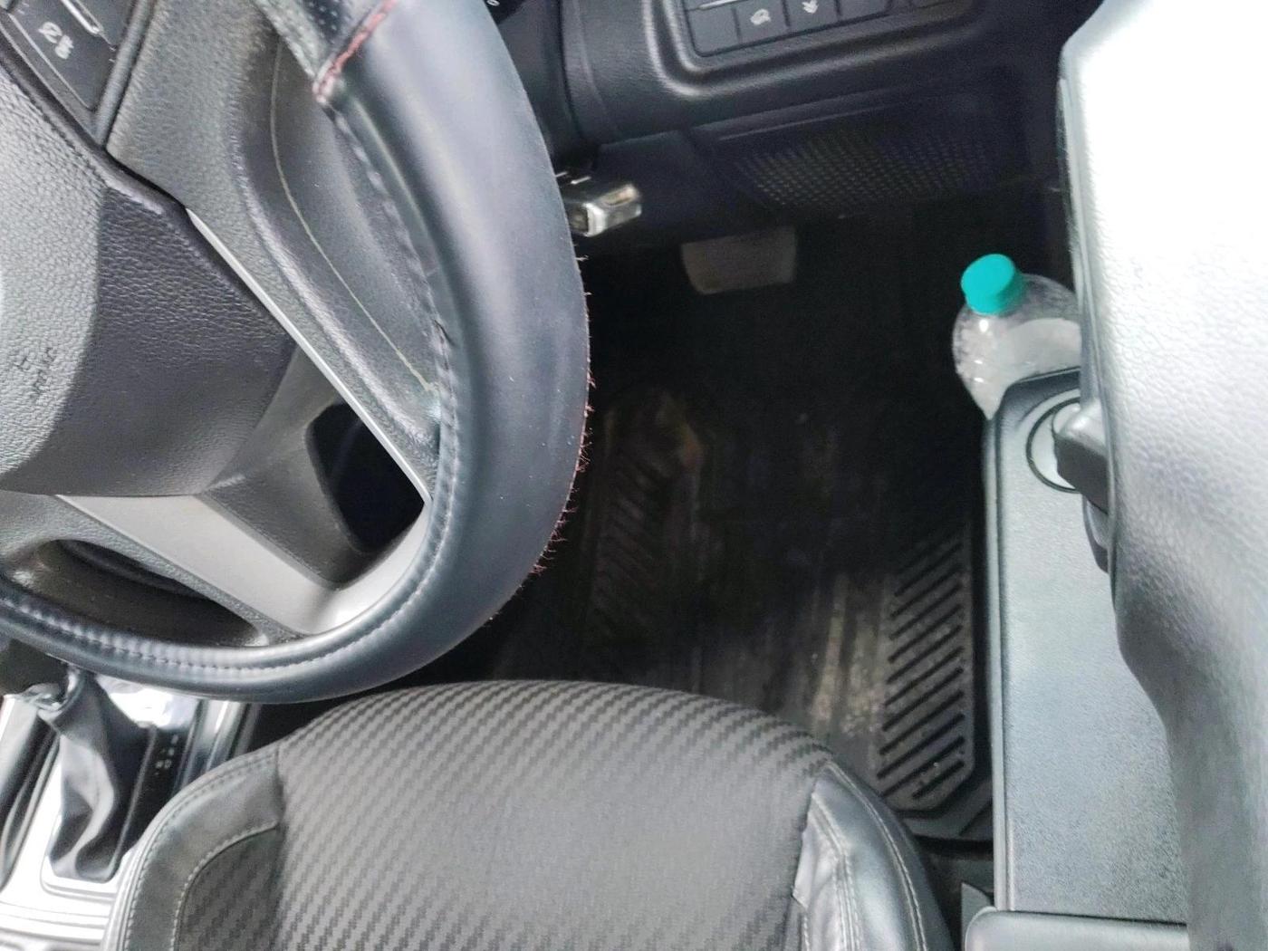 2022 Mahindra Thar LX PETROL HT 4WD AT, Petrol, Automatic, 78,029 km, interior