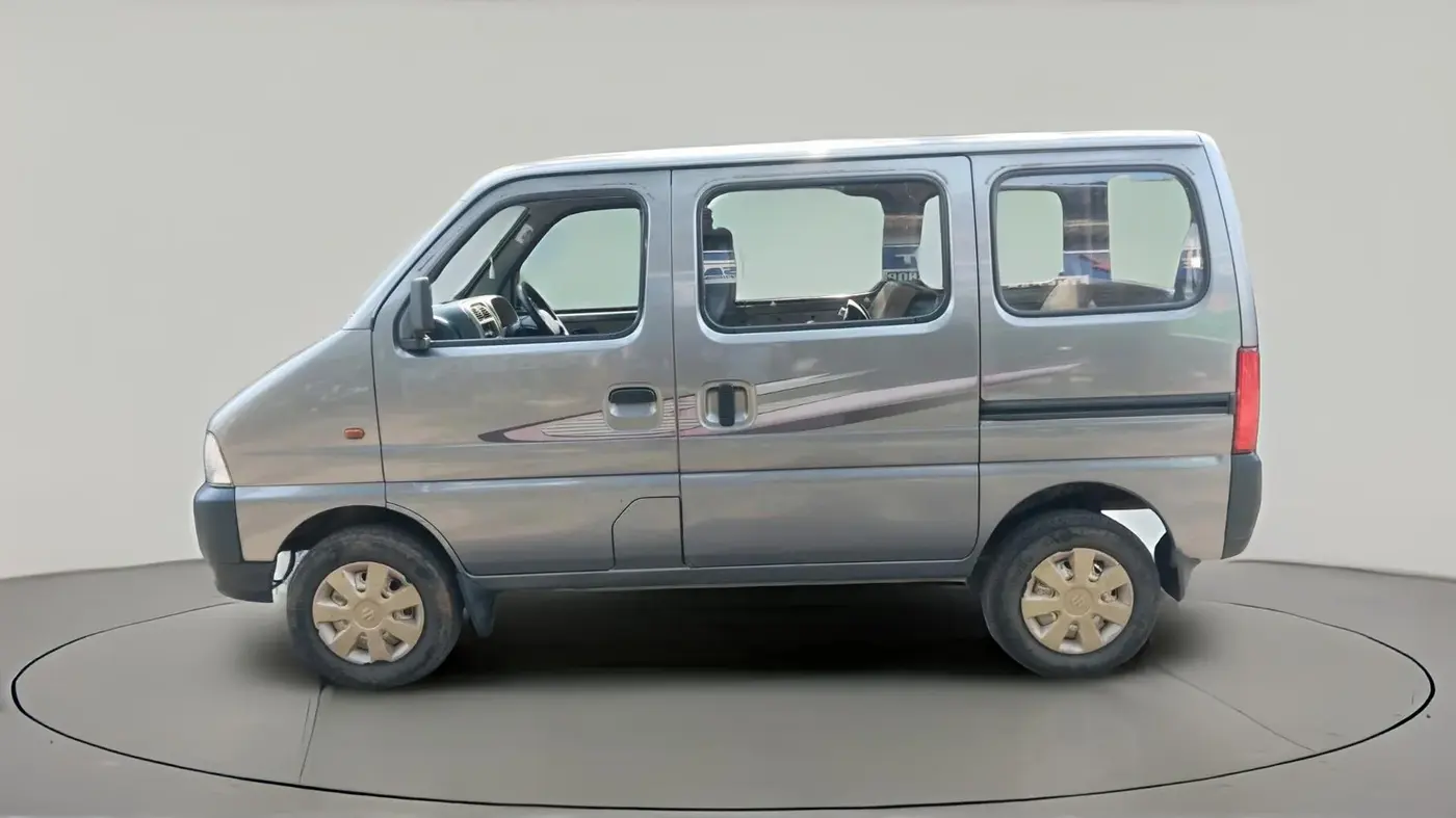 2014 Maruti Eeco 7 STR, Petrol, Manual, 96,435 km, exterior