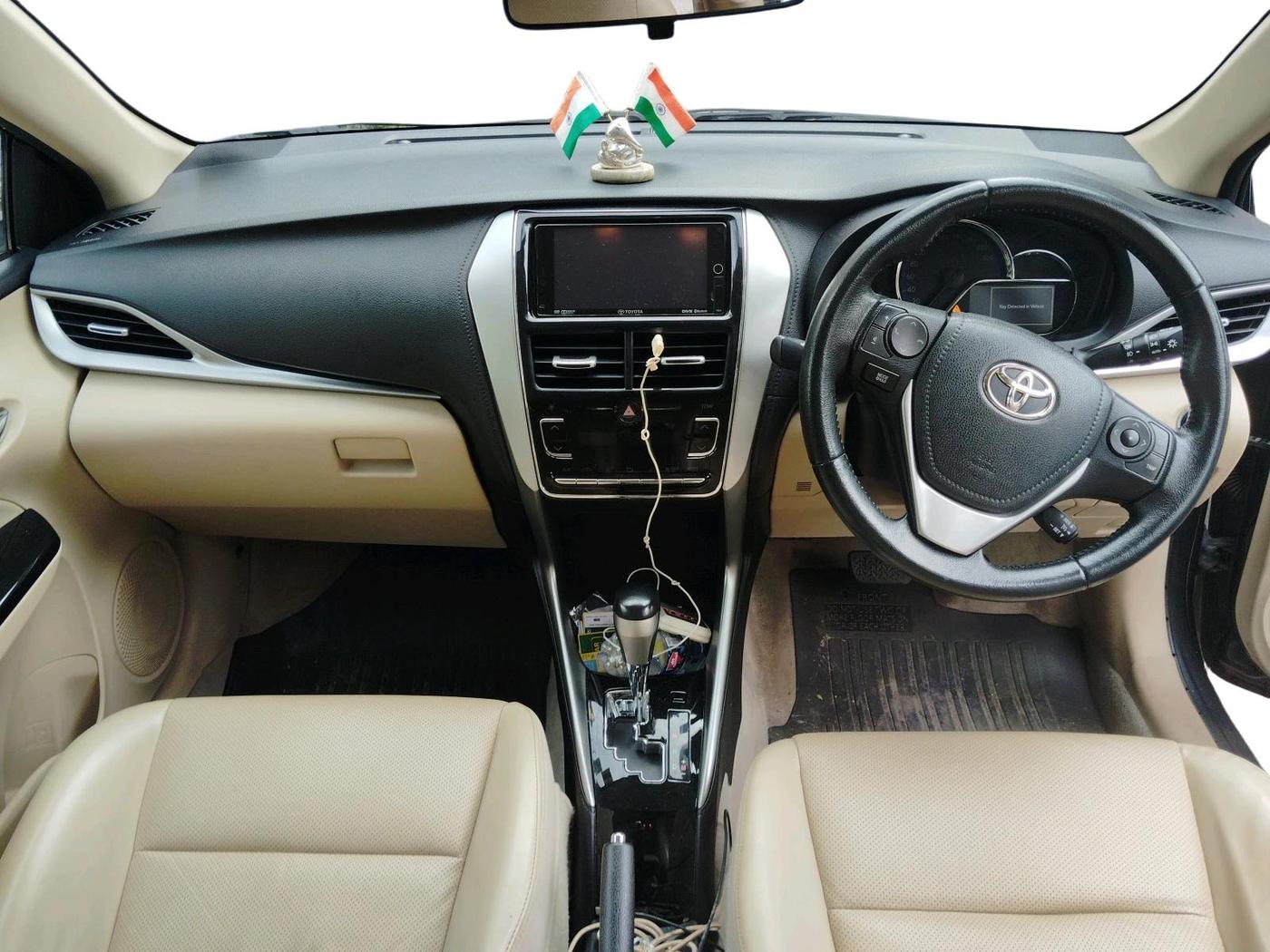 2019 Toyota YARIS VX CVT, Petrol, Automatic, 65,347 km, interior
