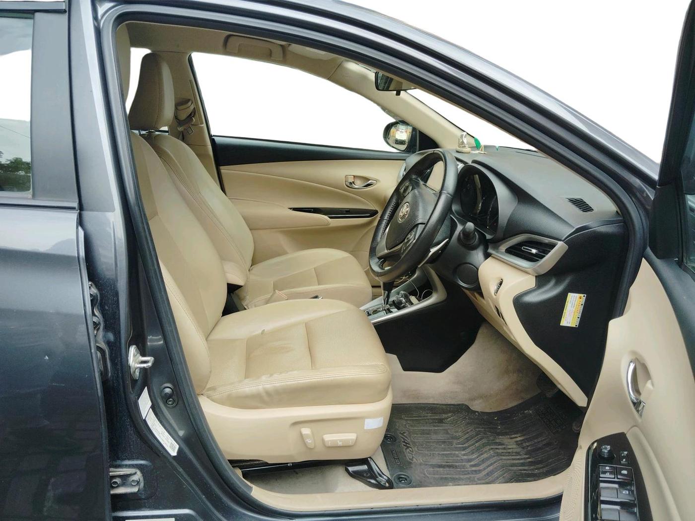 2019 Toyota YARIS VX CVT, Petrol, Automatic, 65,347 km, interior