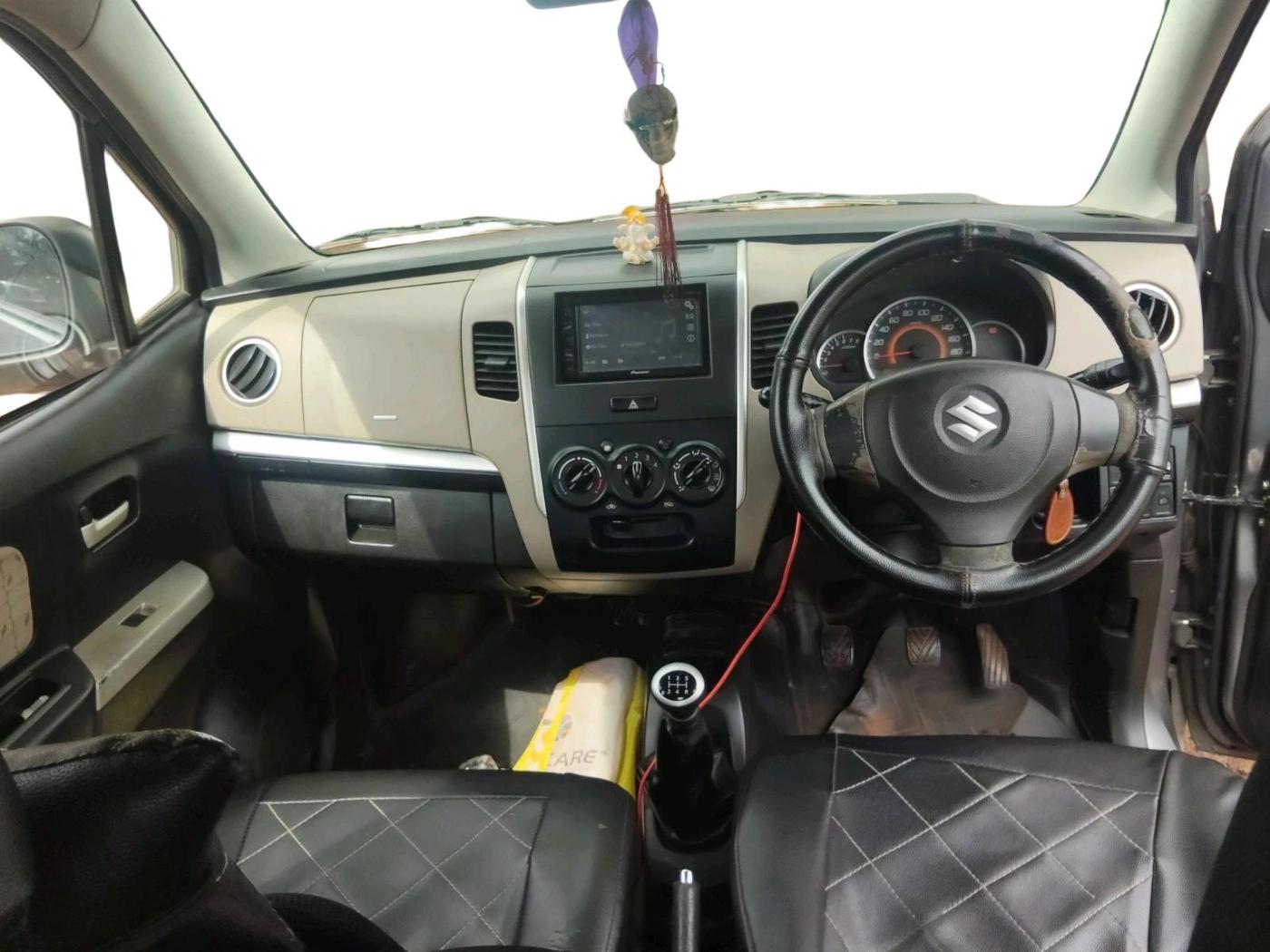 2016 Maruti Wagon R 1.0 VXI, Petrol, Manual, 1,60,054 km, interior