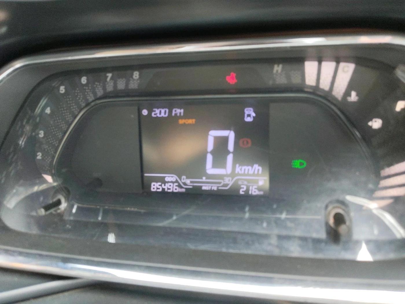 2022 Tata NEXON XM SUNROOF PETROL, Petrol, Manual, 85,496 km, interior