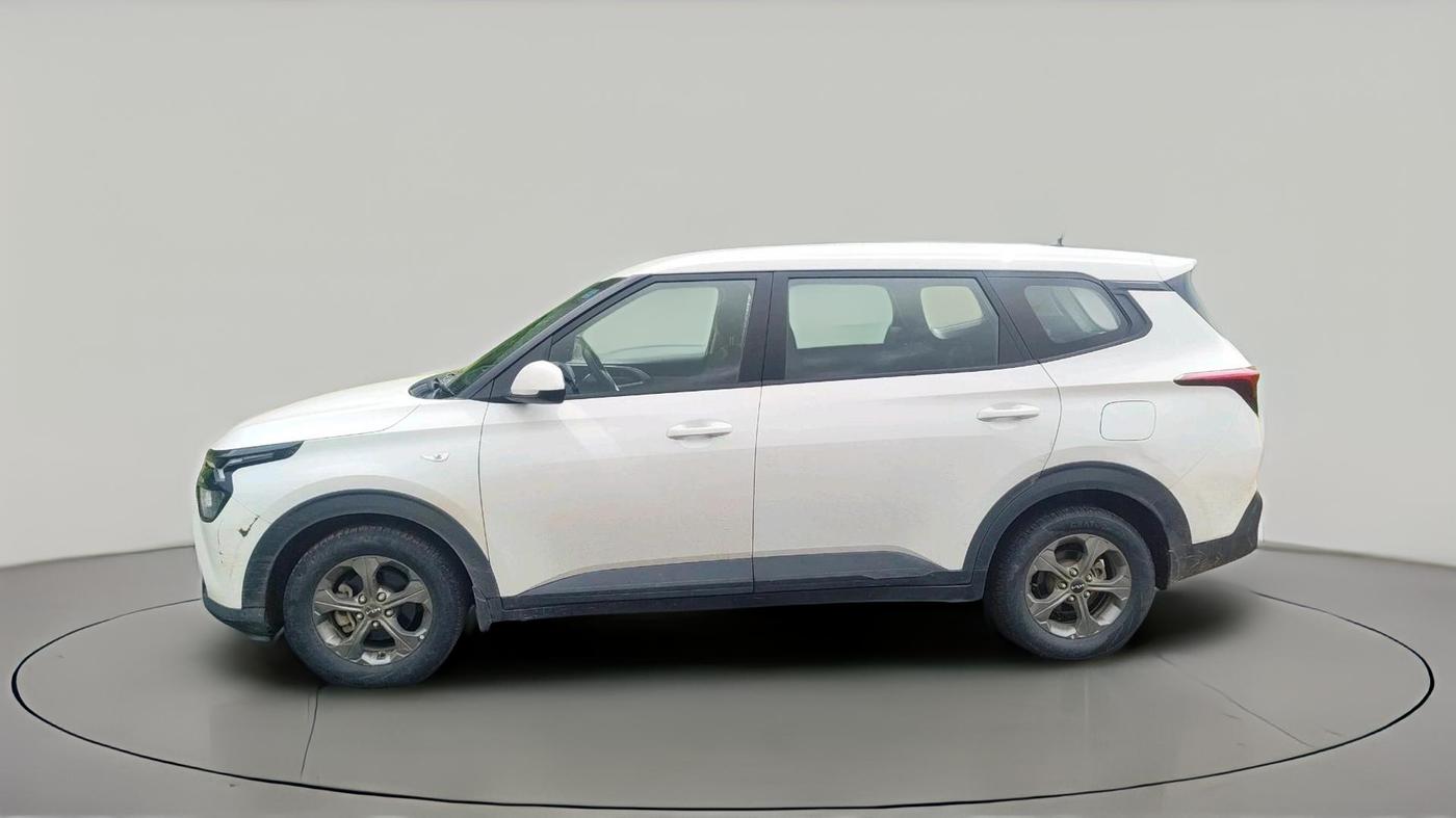 2023 KIA CARENS PREMIUM 1.5 PETROL 7 STR, Petrol, Manual, 34,917 km, exterior