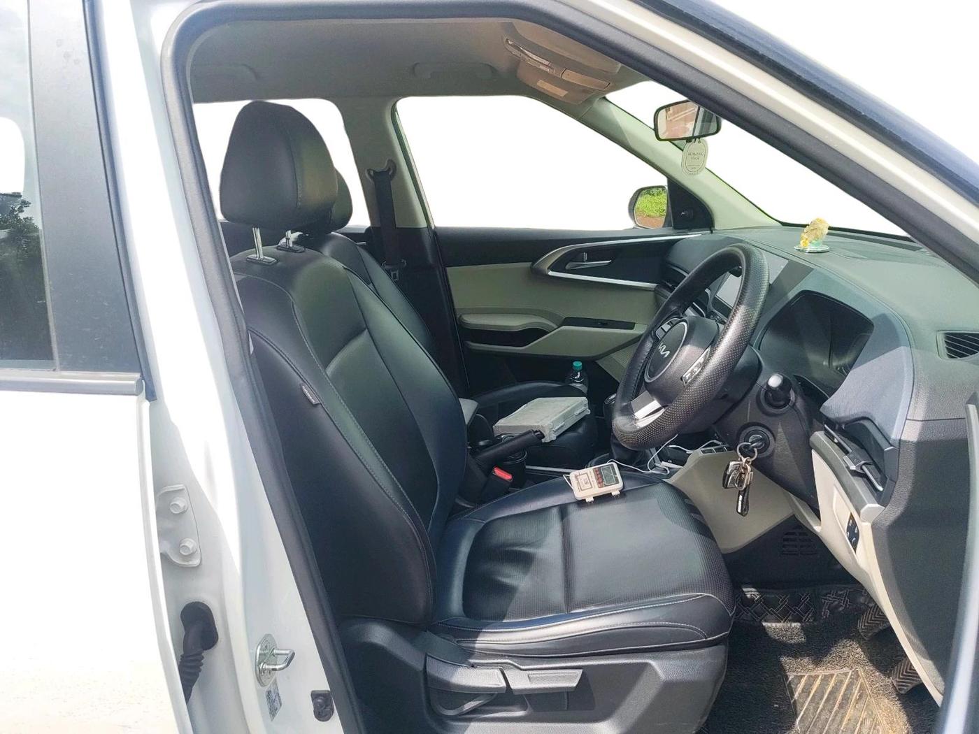 2023 KIA CARENS PREMIUM 1.5 PETROL 7 STR, Petrol, Manual, 34,917 km, interior