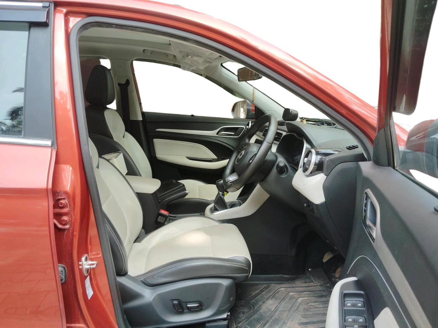 2022 MG ASTOR SHARP EX 1.5 MT, Petrol, Manual, 52,781 km, interior