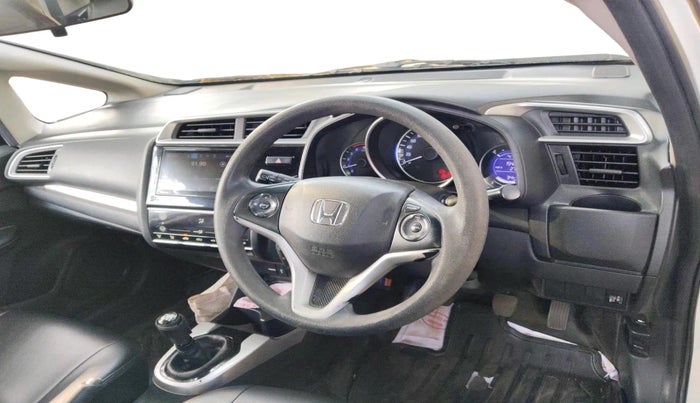 2018 Honda WR-V 1.5L I-DTEC VX MT, Diesel, Manual, 1,54,269 km, interior