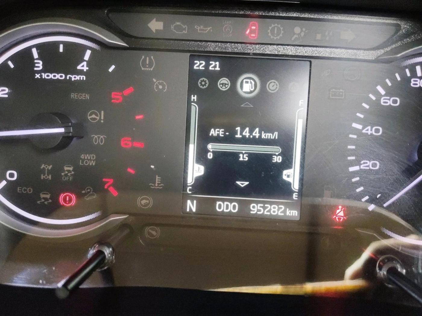 2021 Mahindra BOLERO NEO N 4, Diesel, Manual, 95,282 km, interior