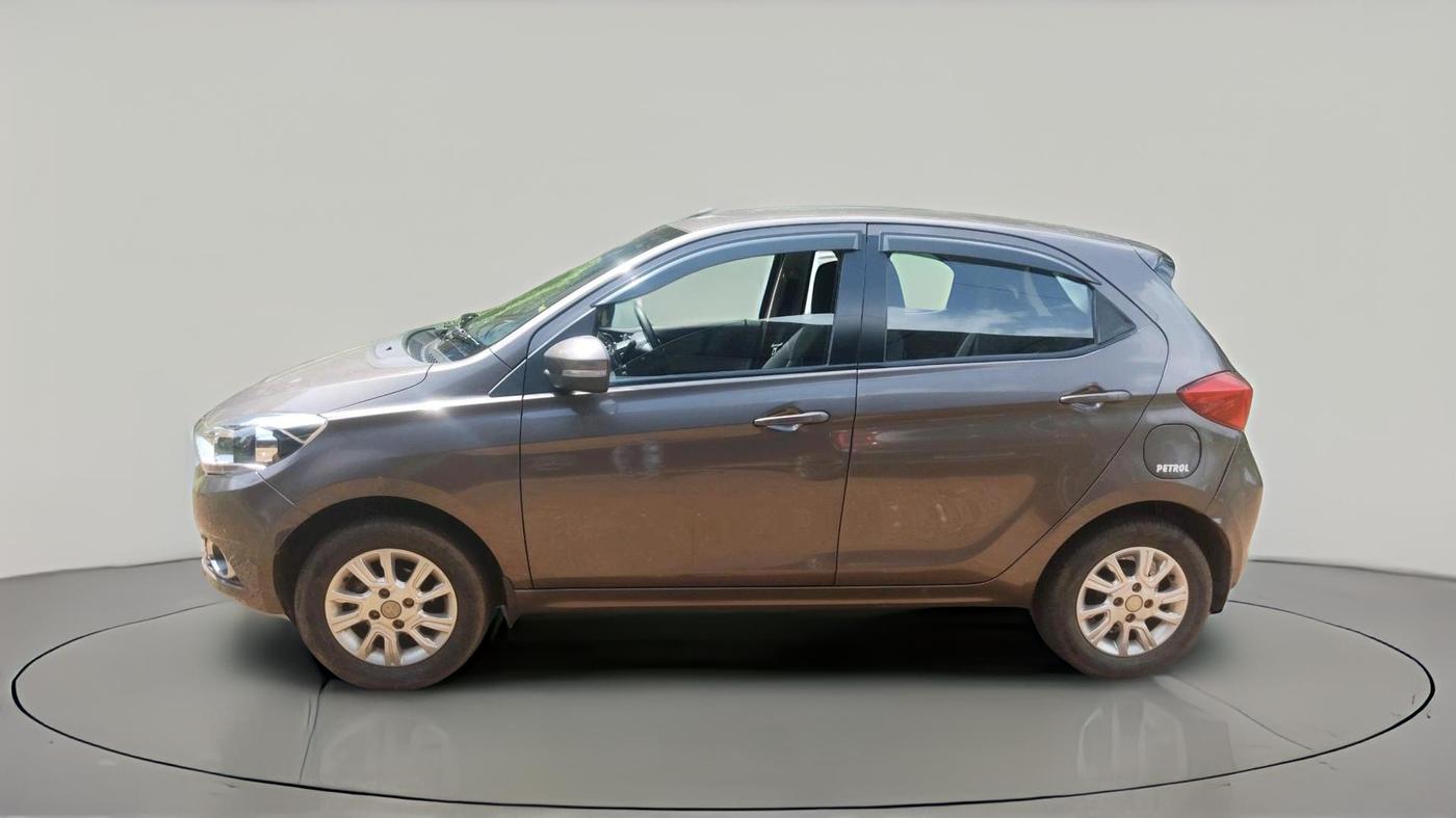 2018 Tata Tiago XZA PETROL, Petrol, Automatic, 29,491 km, exterior