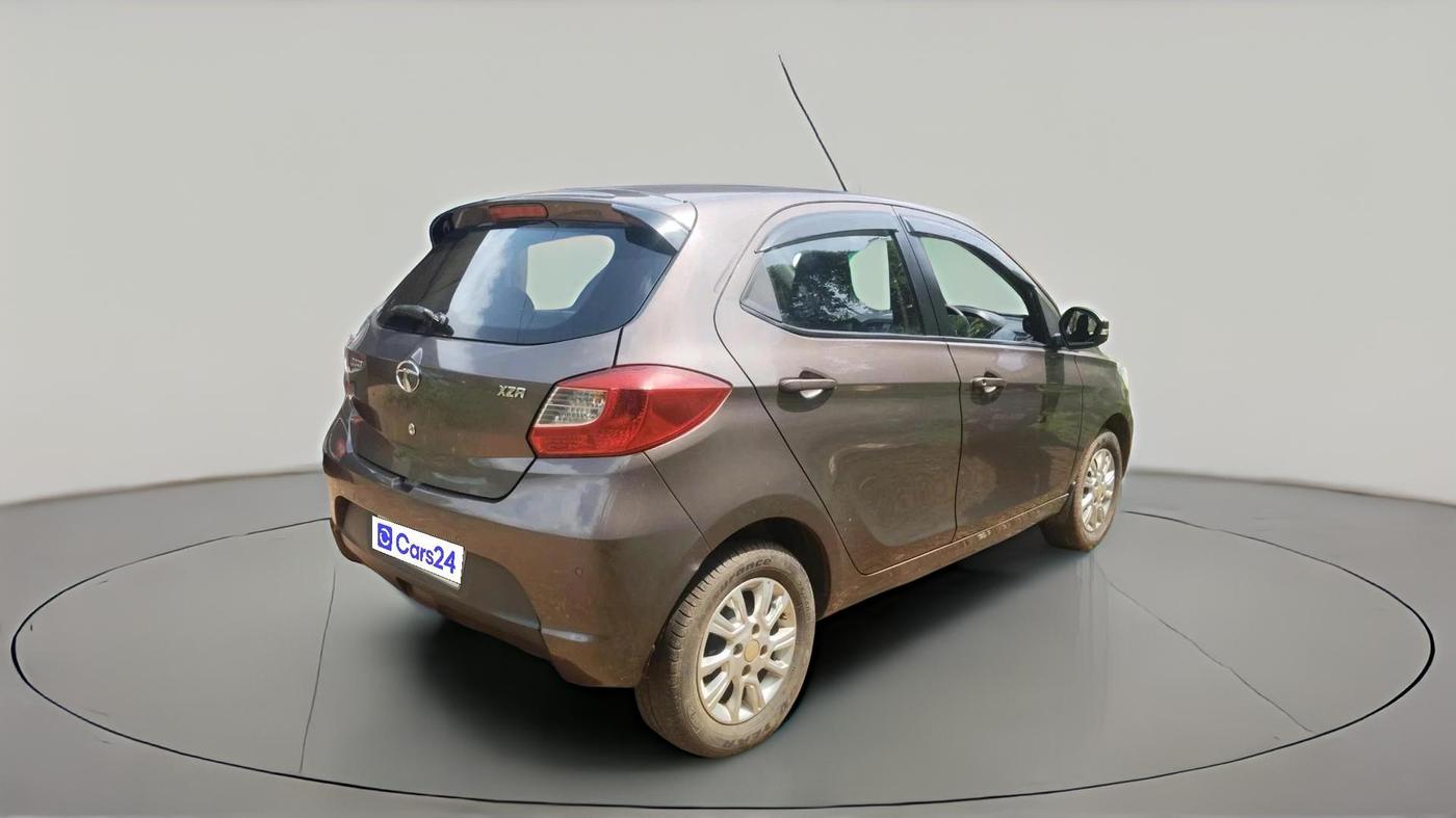2018 Tata Tiago XZA PETROL, Petrol, Automatic, 29,491 km, exterior
