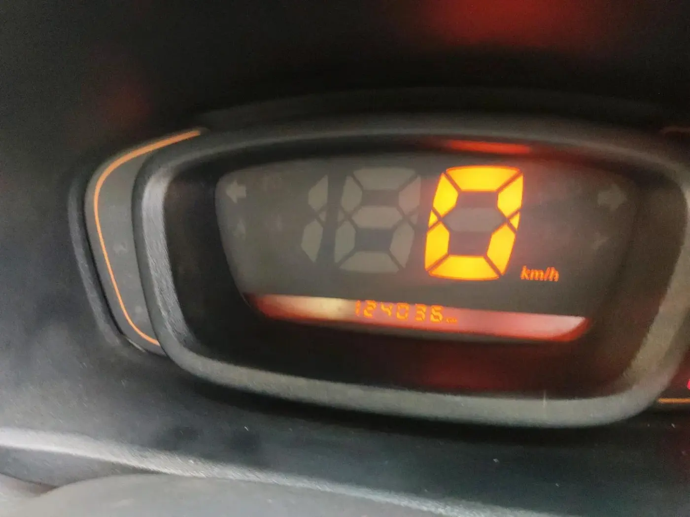2016 Renault Kwid RXT 0.8 (O), Petrol, Manual, 1,24,036 km, interior
