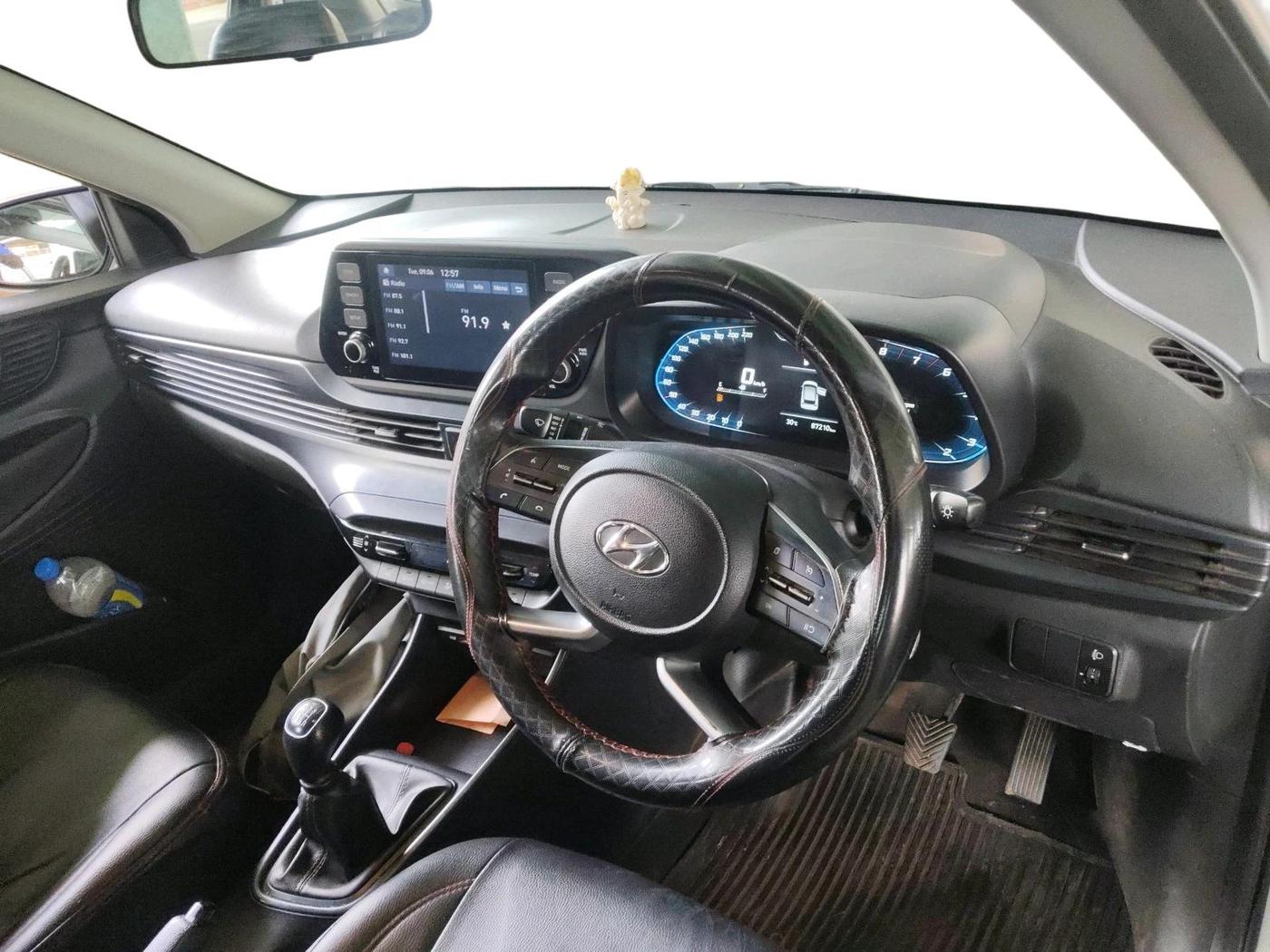 2022 Hyundai NEW I20 SPORTZ 1.2 MT, Petrol, Manual, 87,210 km, interior