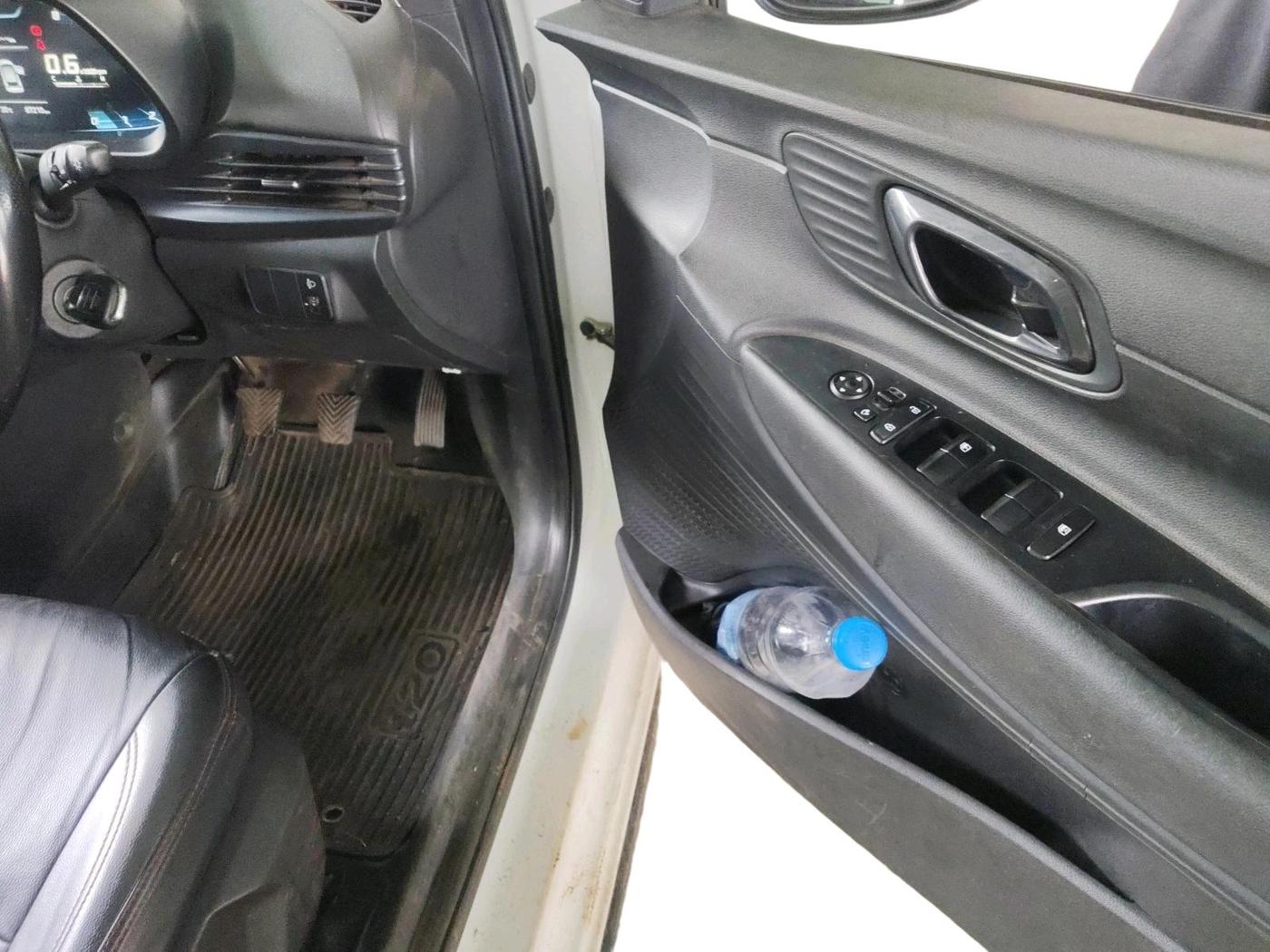 2022 Hyundai NEW I20 SPORTZ 1.2 MT, Petrol, Manual, 87,210 km, interior