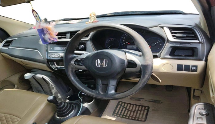 2017 Honda Amaze 1.2L I-VTEC S, Petrol, Manual, 77,396 km, interior