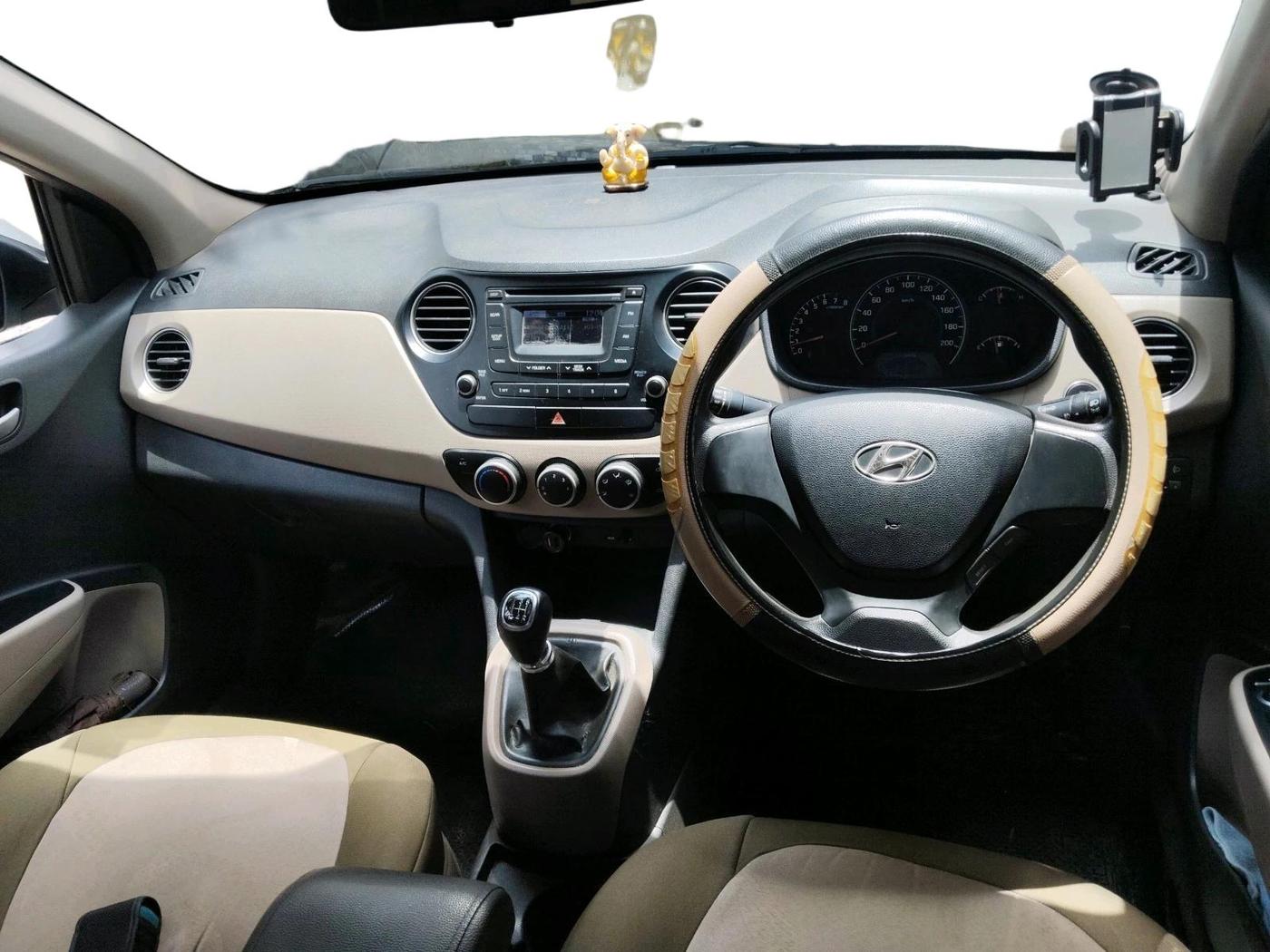 2014 Hyundai Grand i10 SPORTZ 1.2 KAPPA VTVT, Petrol, Manual, 69,825 km, interior