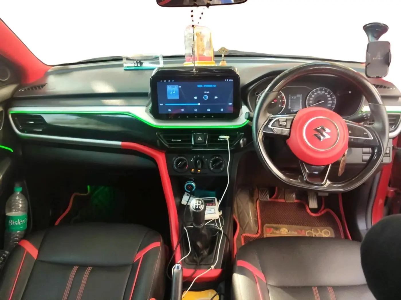 2023 Maruti BREZZA LXI S- CNG, CNG, Manual, 51,494 km, interior