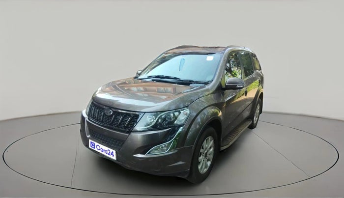 2017 Mahindra XUV500 W10, Diesel, Manual, 1,55,836 km, exterior