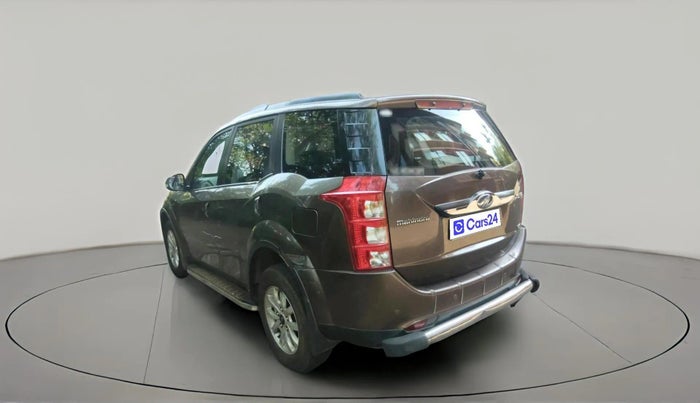 2017 Mahindra XUV500 W10, Diesel, Manual, 1,55,836 km, exterior