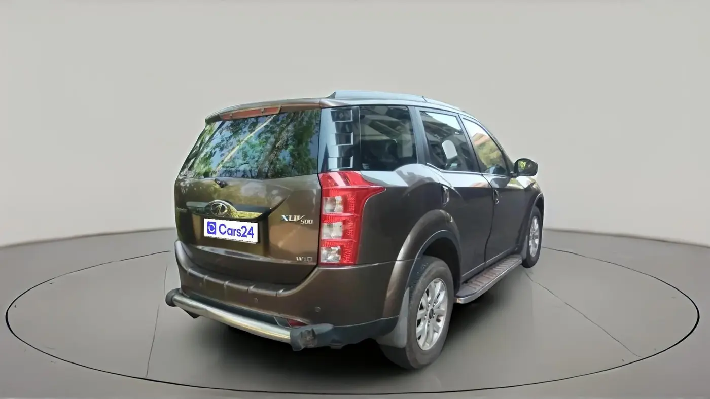2017 Mahindra XUV500 W10, Diesel, Manual, 1,55,836 km, exterior