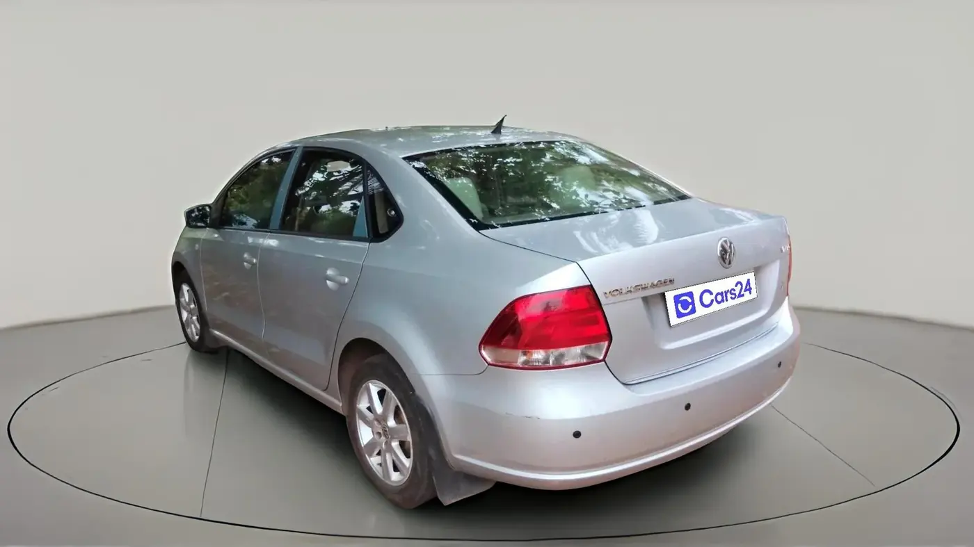 2011 Volkswagen Vento HIGHLINE 1.6 MPI, Petrol, Manual, 1,33,972 km, exterior