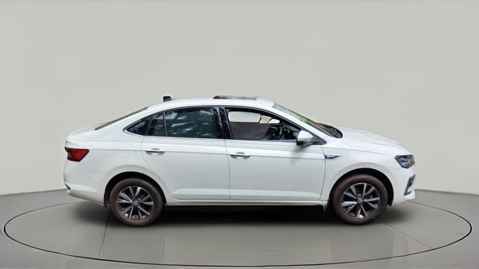 2022 Skoda SLAVIA STYLE 1.0L TSI MT, Petrol, Manual, 26,410 km, exterior
